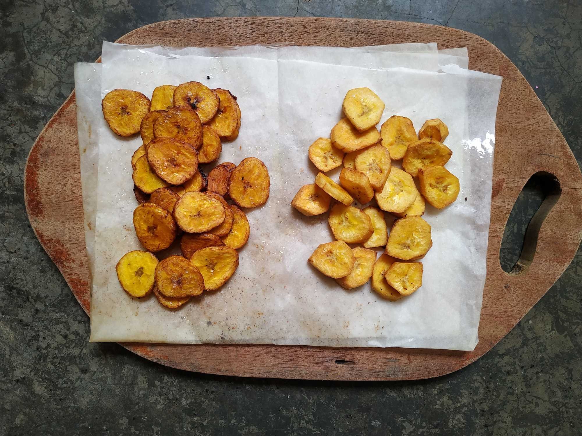 Giant Plantains Vs. Tiny Bananas: The Truth Revealed - i5hjcpv