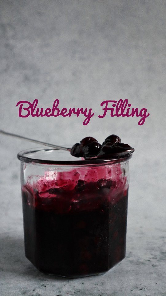 Blueberry Filling.

Perfect for cakes, pies, topping on pancakes , ice cream, served with yoghurt etc.

What are you using this filling for?

This can also work with strawberries, raspberries, blackberries....

Glass bowl @luminarc_kenya 
Jars from @bonappetitkenya 

#ad
