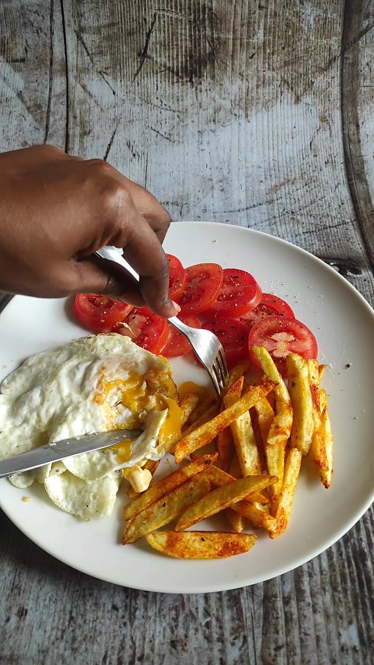 Runny Yolk Supremacy

Audio by Koshiieunice on Tiktok